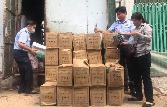 Vĩnh Long xử phạt 70 triệu đồng hộ kinh doanh gia vị giả mạo nhãn hiệu