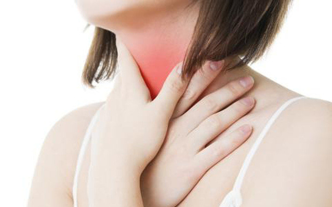 Nguyên nhân gây đau họng vào buổi sáng