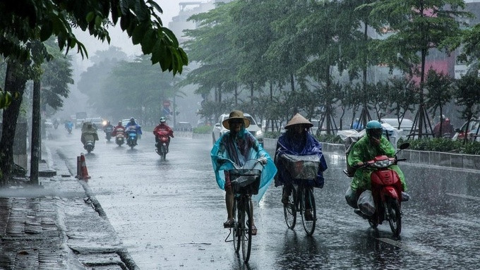 Dự báo thời tiết ngày 17/11: Khu vực Bắc Bộ nền nhiệt độ giảm xuống, một số nơi có mưa dông