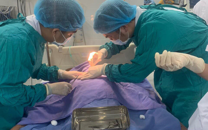 Hòa Bình: Chủ quan với vết thương nhỏ, một bệnh nhân bị uốn ván nguy kịch