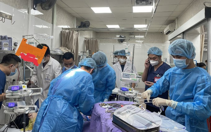 Hà Nội: Một bệnh nhân nữ bị biến chứng viêm cơ tim do thời tiết giao mùa