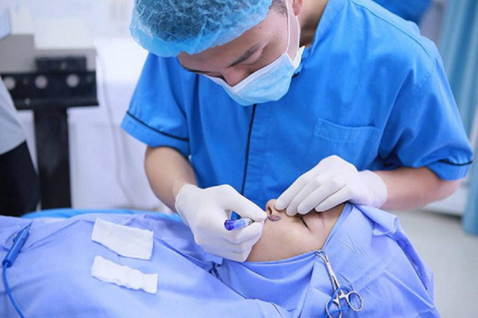 TP. HCM truy tố một bác sĩ phẫu thuật thẩm mỹ về tội "Vô ý làm chết người"