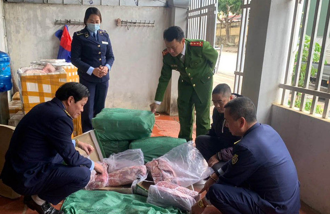 Lai Châu phát hiện và bắt giữ lô thịt trâu đông lạnh có trọng lượng 120 kg không rõ nguồn gốc xuất xứ
