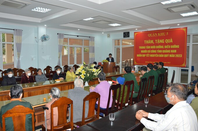 Quảng Nam: Đoàn công tác Quân khu 5 đến thăm và tặng quà cho các thương, bệnh binh