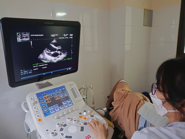 Hòa Bình: Một bệnh nhân bất ngờ phát hiện bị hẹp - hở van hai lá trong quá trình đi khám sức khoẻ định kỳ