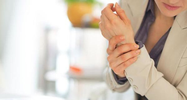 Lưu ý trong dinh dưỡng, sinh hoạt cho người bệnh xương khớp dịp Tết