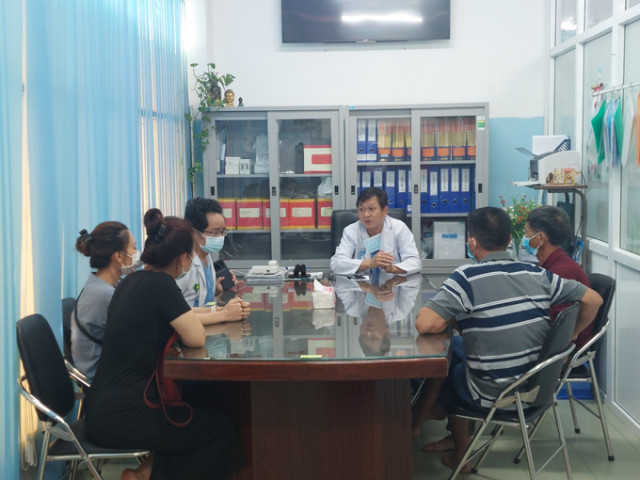 Bệnh viện Bình Dân phẫu thuật cứu người bệnh ung thư thận hiếm gặp