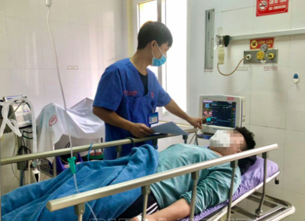 Quảng Ninh cấp cứu thành công nam bệnh nhân bị sốc phản vệ sau khi tiêm thuốc giảm đau