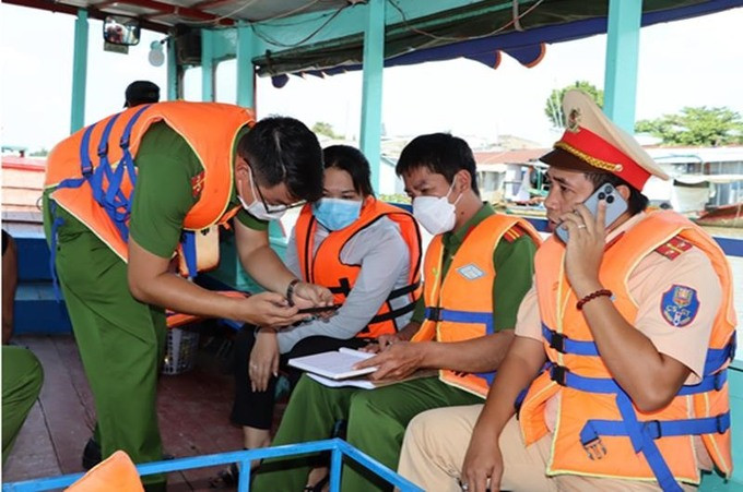 TP.HCM thông tin về vụ lật thuyền trên sông Đồng Nai khiến 1 thai phụ tử vong
