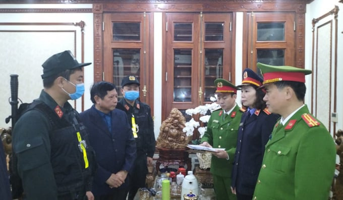 Bắt tạm giam nguyên Phó Chủ tịch UBND tỉnh Trương Minh Hiến và nguyên Giám đốc Sở TN&amp;MT tỉnh Hà Nam Vũ Hữu Song
