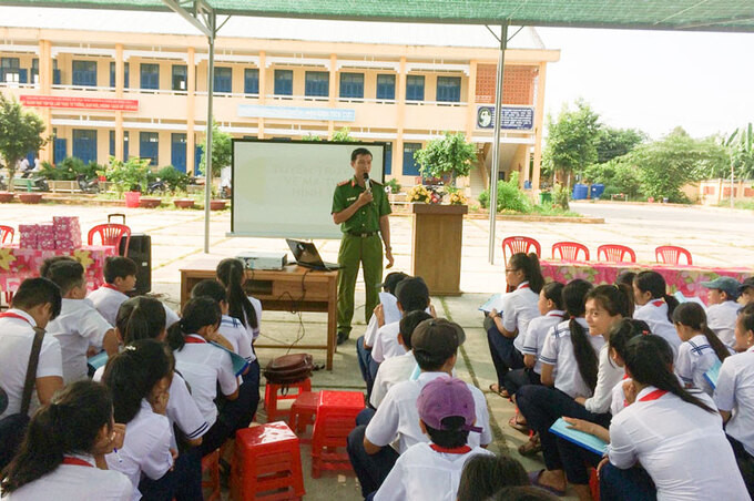 Nguyên nhân, hệ lụy và cách phòng tránh ma túy xâm nhập trường học