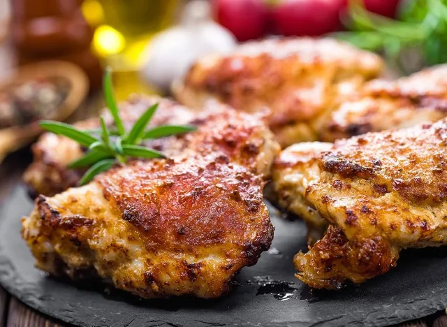 Điều đáng lo ngại xảy ra với cơ thể khi ăn nhiều đồ nướng