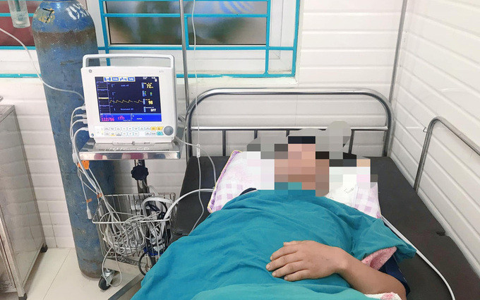 Hà Giang cấp cứu thành công một bệnh nhân bị sốc phản vệ do tự ý mua thuốc về uống