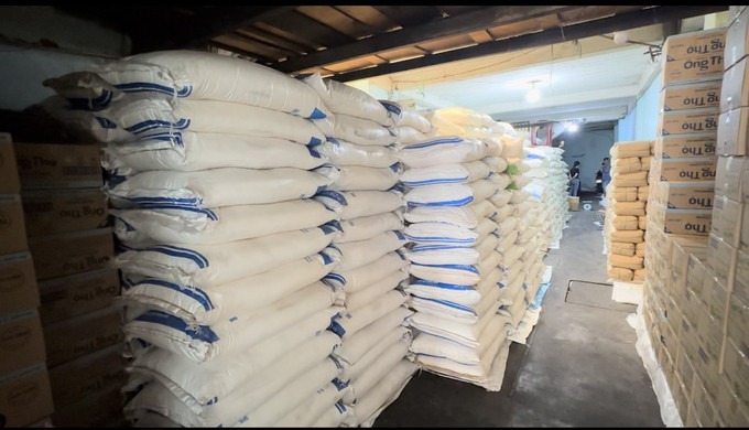 TP. HCM tạm giữ 26,5 tấn đường tinh luyện nhập lậu