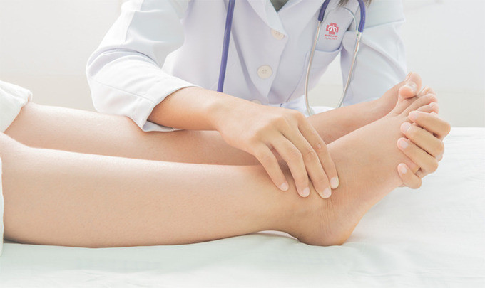 Triệu chứng trên bàn chân báo hiệu mạch máu có vấn đề