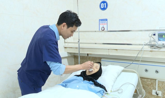 Phú Thọ: Cụ bà 90 tuổi bị chảy máu không ngừng sau khi nhổ răng