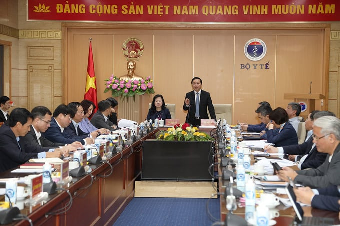 Kết luận của Phó Thủ tướng Trần Hồng Hà tại buổi làm việc với Bộ Y tế về Dự thảo Chiến lược quốc gia phát triển ngành dược Việt Nam