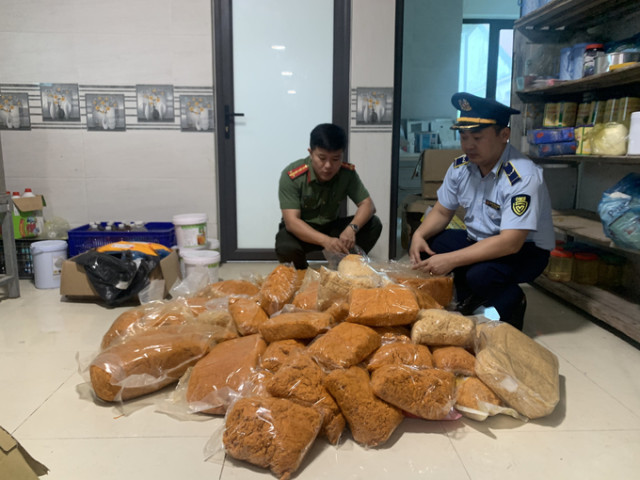 Nghệ An phát hiện và thu giữ 100 kg chà bông thịt không rõ nguồn gốc xuất xứ