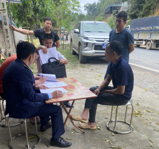 Bắc Kạn phát hiện 1 phương tiện vận chuyển động vật không có giấy chứng nhận kiểm dịch