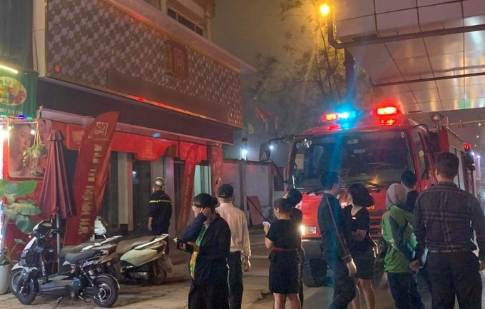 Hà Nội xảy ra hỏa hoạn tại tầng 6 của ngôi nhà kinh doanh vàng bạc ở quận Đống Đa