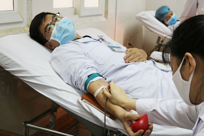 Hà Nội đẩy mạnh phong trào thi đua “Người tốt, việc tốt” ngành y tế