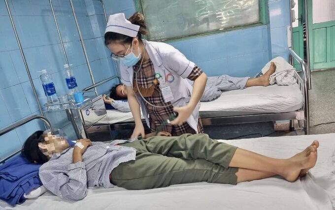 Quảng Bình: 3 người bị ngộ độc sau khi ăn thịt cóc