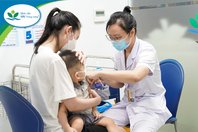 Hưởng ứng "Tuần lễ Tiêm chủng Thế giới 2023": Một số bệnh truyền nhiễm trẻ thường gặp vào mùa Xuân – Hè có thể phòng ngừa bằng vaccine