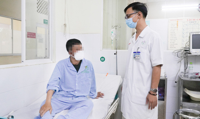 TP. HCM kịp thời cứu sống 2 người đàn ông bị ngộ độc rượu nặng