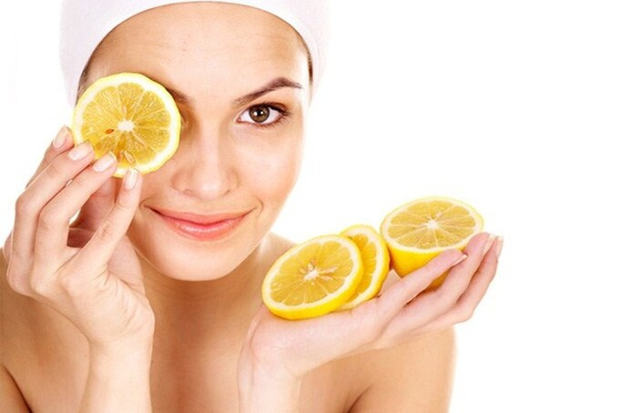 Cách sử dụng vitamin C giúp da căng mịn, trắng hồng