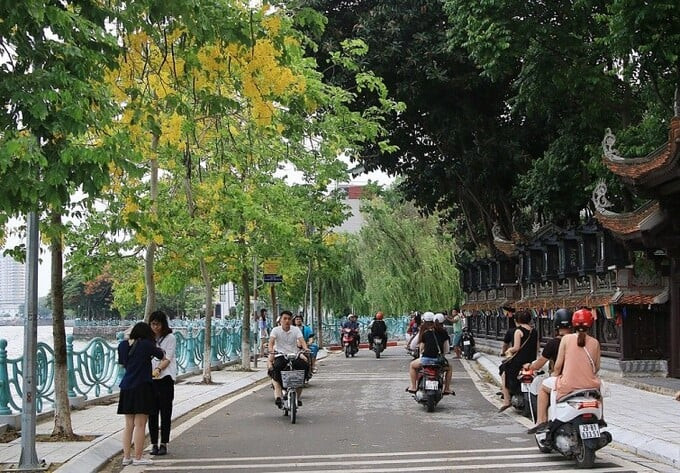 Dự báo thời tiết ngày 12/5: Miền Bắc chuyển mát, Nam Bộ mưa to