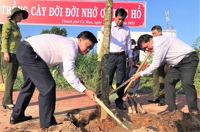 Cà Mau tổ chức lễ phát động “Tết trồng cây đời đời nhớ ơn Bác Hồ”