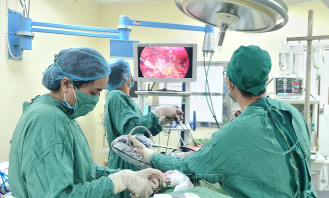 Quảng Ninh phẫu thuật nội noi cắt thùy phổi cho bệnh nhân ung thư phổi