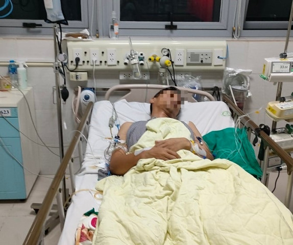 Cứu sống nam bệnh nhân 52 tuổi bị sốc tim, ngừng tuần hoàn