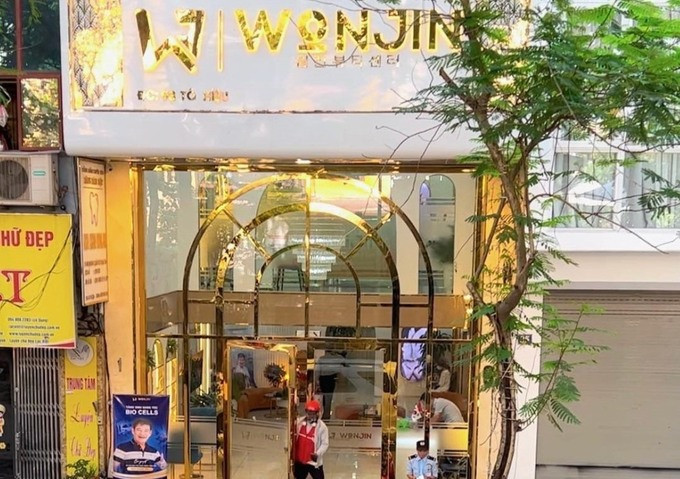 Hà Nội: Giám đốc Viện thẩm mỹ Quốc tế Wonjin không làm việc với cơ quan chức năng