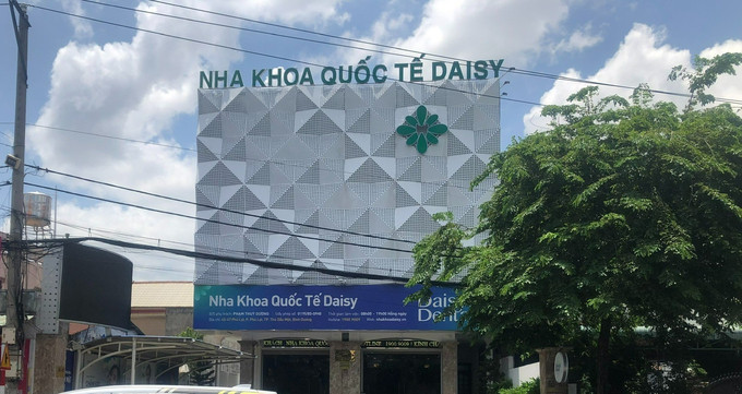 Bình Dương: Phòng khám chuyên khoa Răng hàm mặt Daisy có nhiều sai phạm bị tước giấy phép hoạt động 2 tháng