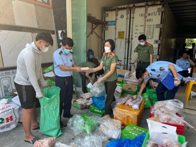 Hà Nam phát hiện và tạm giữ hơn 1,5 tấn thực phẩm đông lạnh không rõ nguồn gốc xuất xứ