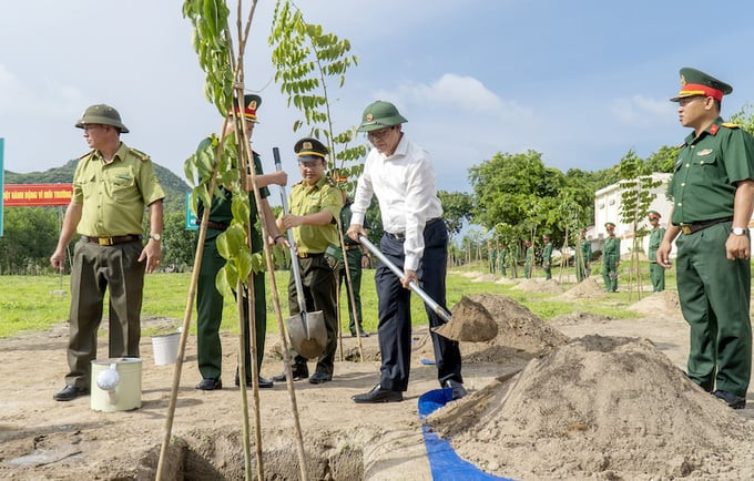 Bà Rịa – Vũng Tàu trồng cây xanh nhớ ơn Bác Hồ