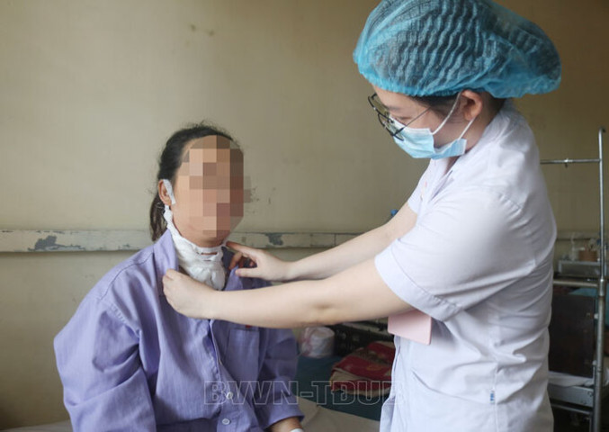 Quảng Ninh phẫu thuật cắt bỏ toàn bộ tuyến giáp, nạo vét 100 hạch cổ cho người bệnh