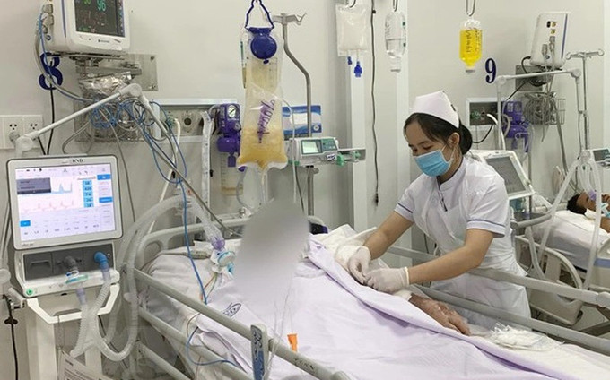 TP. HCM: Hai anh em bị ngộ độc botulinum được chuyển về bệnh viện địa phương để tiếp tục điều trị