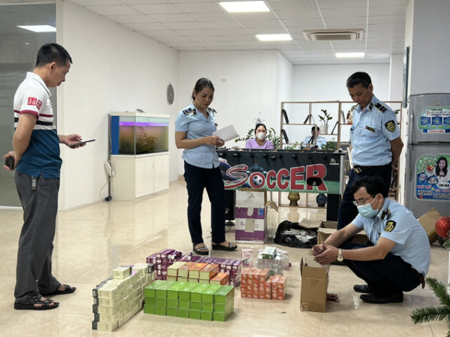 Hà Nội khởi tố vụ án hình sự, khởi tố 2 bị can trong vụ buôn bán hàng giả là viên sủi LADY