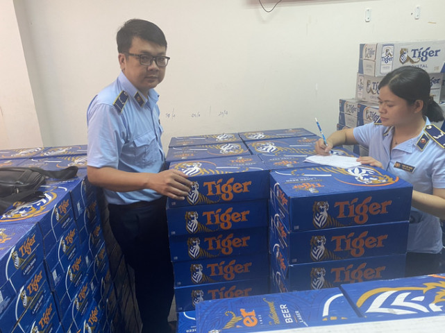 Long An phát hiện và tạm giữ gần 600 thùng bia nhãn hiệu Tiger nhập lậu