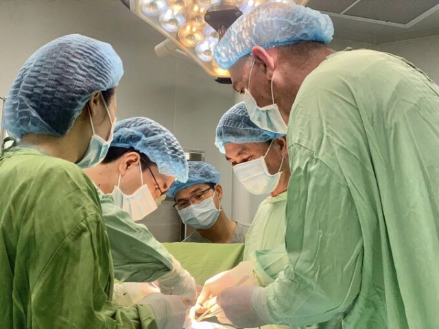 Quảng Bình phẫu thuật thoát vị bẹn trái cho nam bệnh nhân 54 tuổi