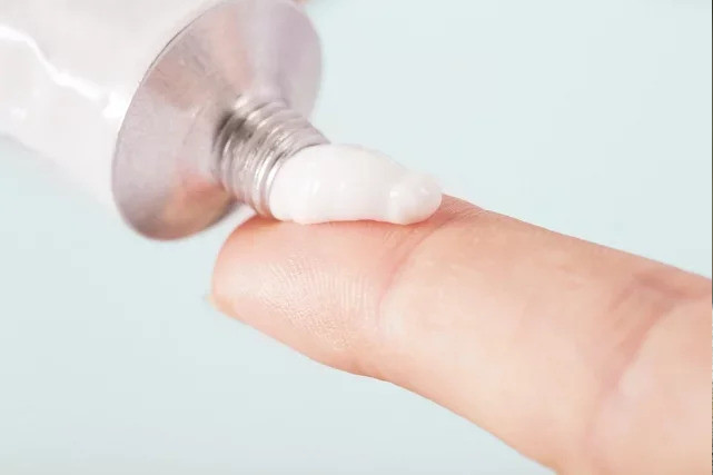 6 thuốc mỡ trị nấm candida