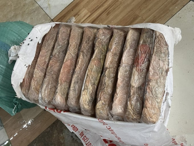 Hải Dương kịp thời ngăn chặn hơn 2,3 tấn sản phẩm động vật đã biến chất chuẩn bị đưa ra thị trường