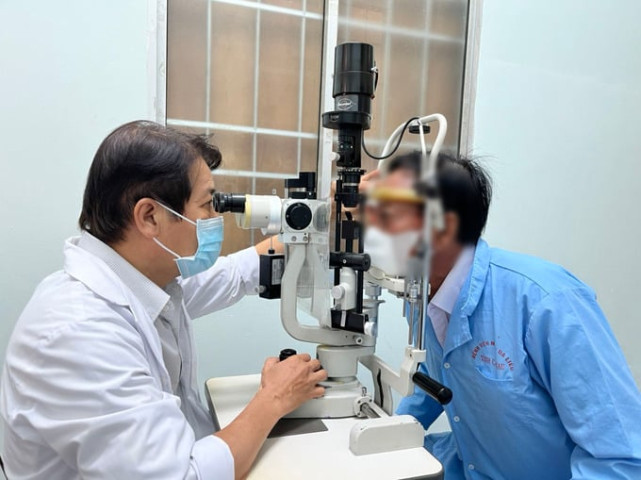 Cà Mau cấp cứu kịp thời ca chấn thương vỡ nhãn cầu mắt phải