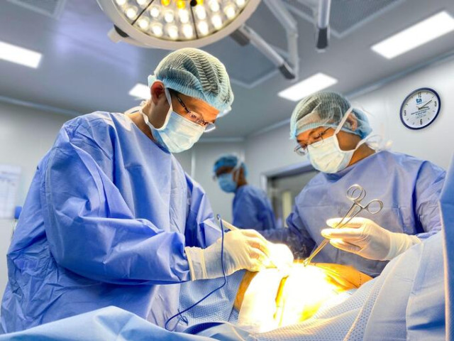 Cuộc đại phẫu “3 trong 1” cứu bệnh nhân ung thư vú