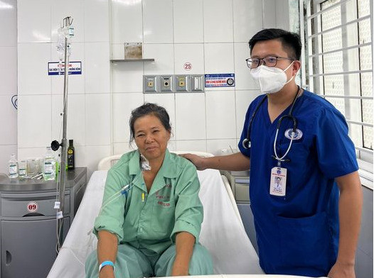 Phú Thọ cấp cứu 1 bệnh nhân ngộ độc sau khi ăn thịt và trứng cóc