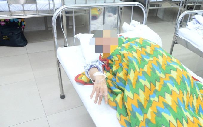 Cụ bà 85 tuổi uống nhầm thuốc điều trị đái tháo đường của con phải nhập viện cấp cứu
