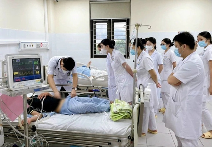 Hòa Bình điều trị thành công bệnh nhân bị suy đa tạng do sốt mò