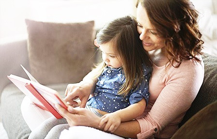Cùng đọc sách giúp con tăng cường trí nhớ và kỹ năng giải quyết vấn đề